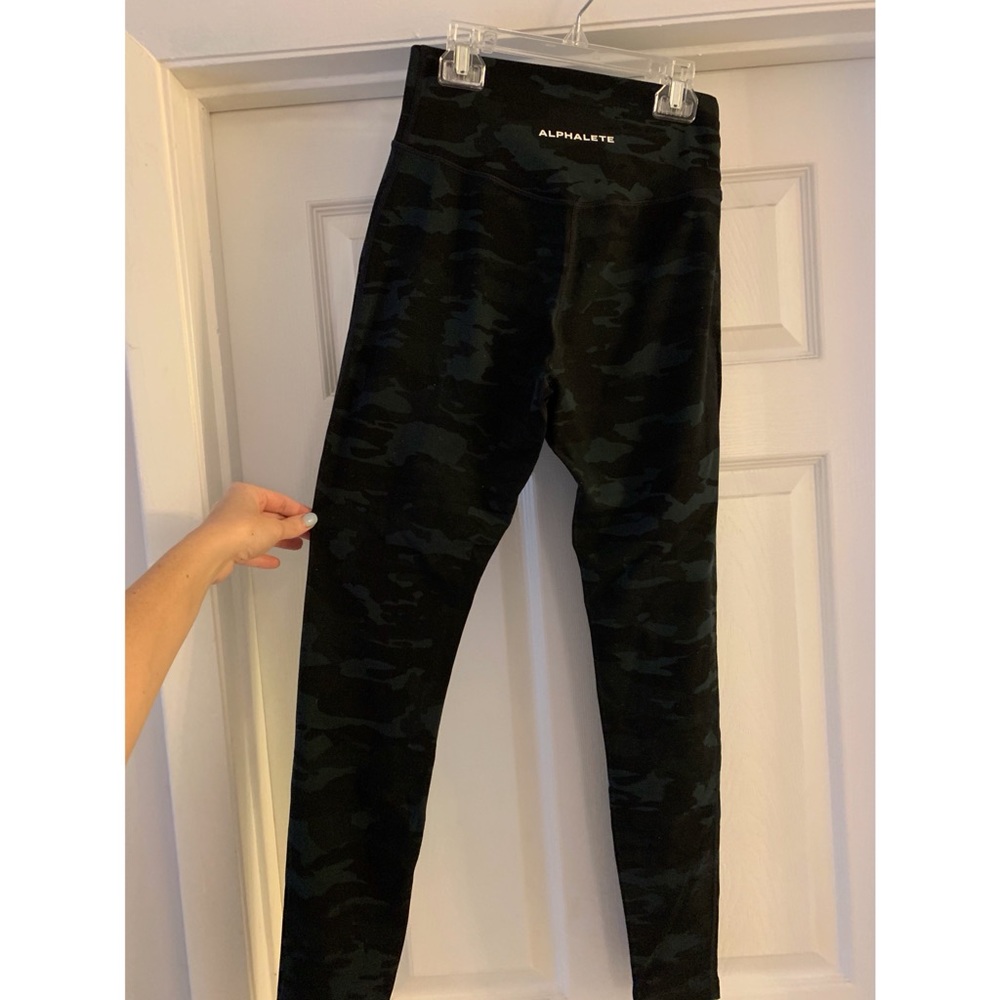 Alphalete leggings